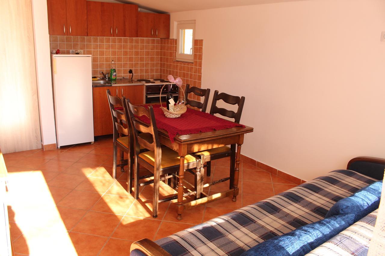 Apartments Todorovic Petrovac Екстериор снимка